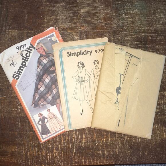 VTG Simplicity Sewing Pattern 9799 Dress Unlined Cape Pauline Trigere 12 UNCUT - Picture 3 of 3